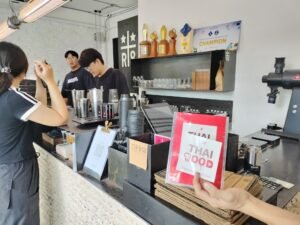 LINE ALBUM Sticker 230912 33